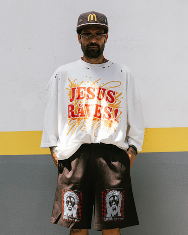 T-Shirt Minimal Big Oversize “Jesus Saves” White