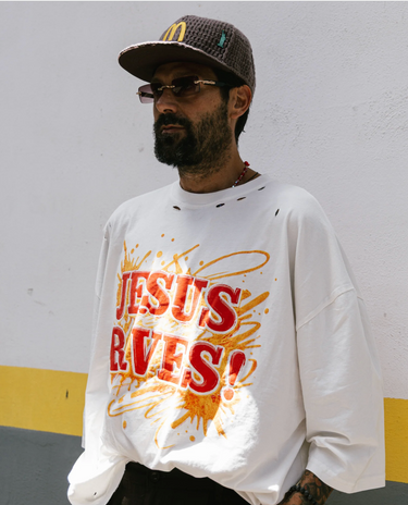 T-Shirt Minimal Big Oversize “Jesus Saves” White