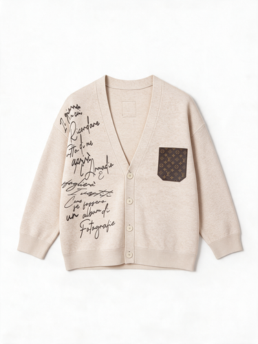 Cardigan Oversize Beige con Toppa – foto 3